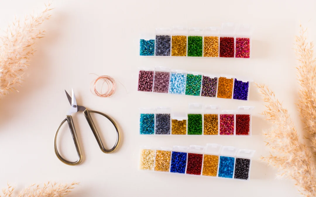 Lo Último en Bisutería, Scrapbooking y Más